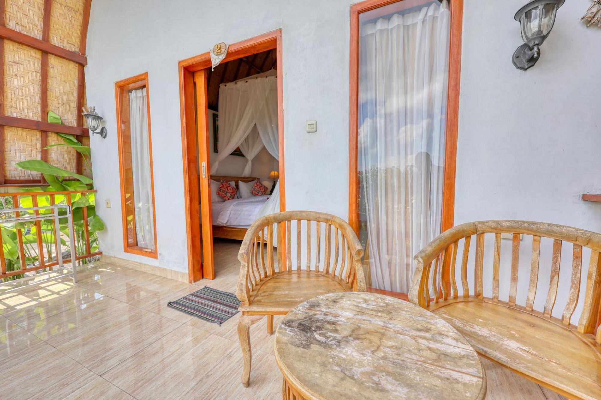 Bagia Bungalows Batumadeg Exteriör bild