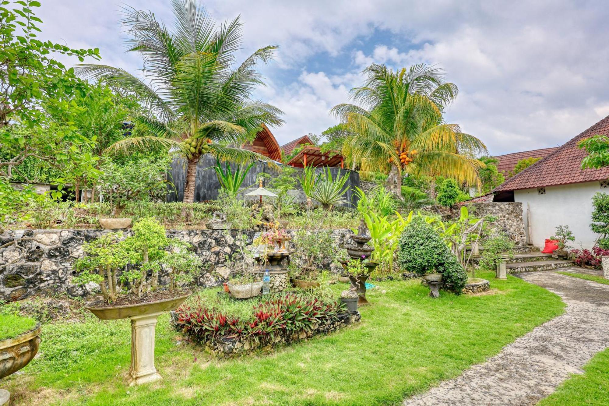 Bagia Bungalows Batumadeg Exteriör bild