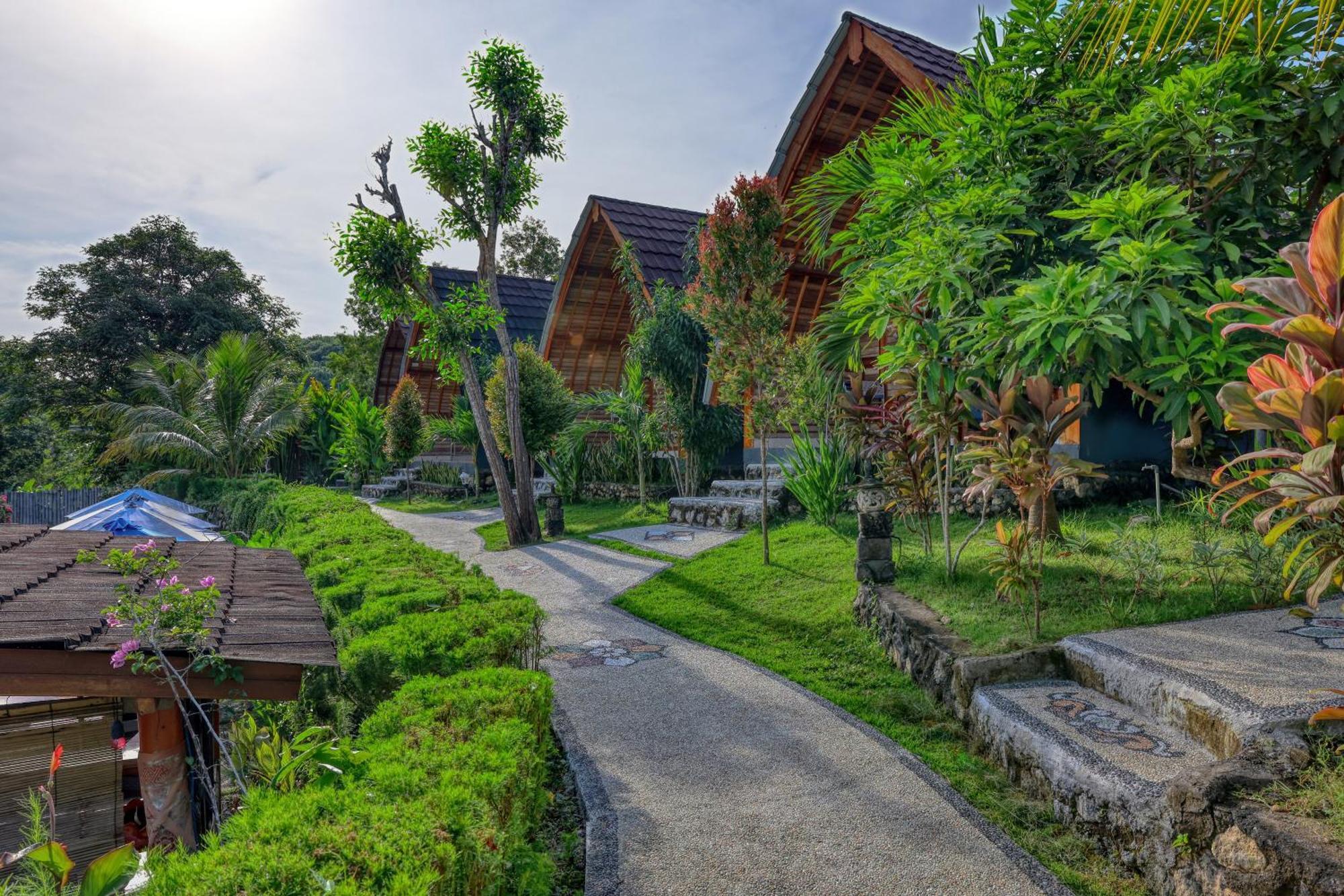 Bagia Bungalows Batumadeg Exteriör bild