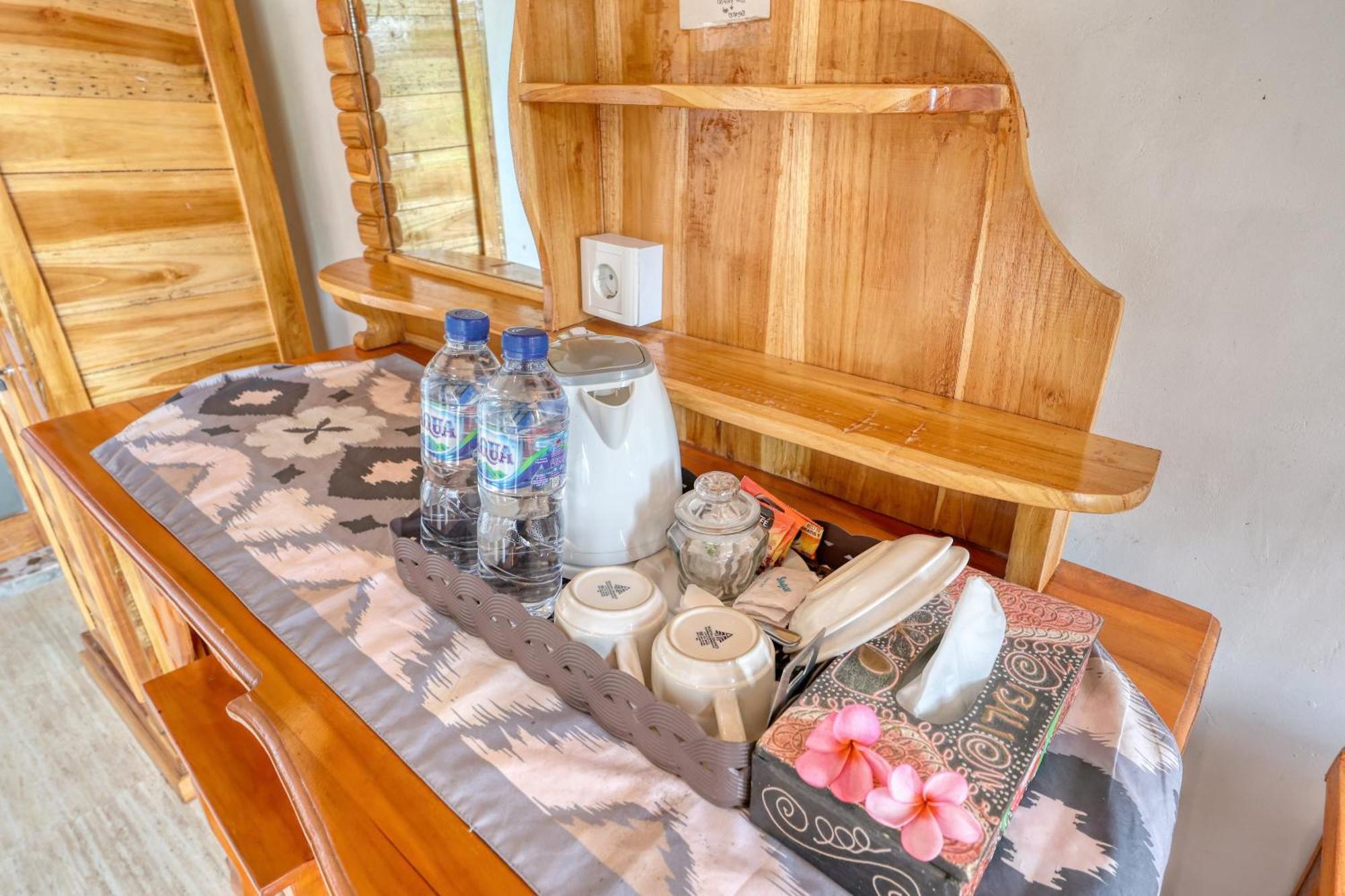 Bagia Bungalows Batumadeg Rum bild